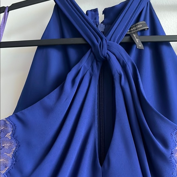 Women's BGBG Maxazria dress, orient blue, lace, knee length, dressy flowy short - Picture 4 of 16